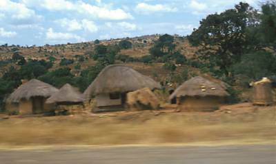 Rural mud wall building ( nyumba yo mata OR ndiwula )