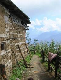 Thathara houses in Himachal Pradesh  