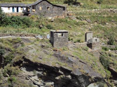 Dry stone construction in Himachal Pradesh