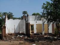 Unreinforced masonry houses made of fired clay bricks